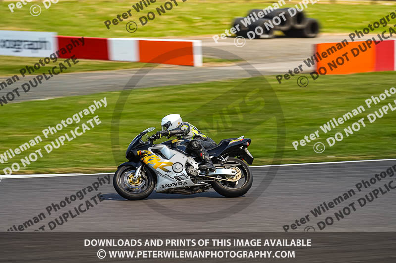 donington no limits trackday;donington park photographs;donington trackday photographs;no limits trackdays;peter wileman photography;trackday digital images;trackday photos